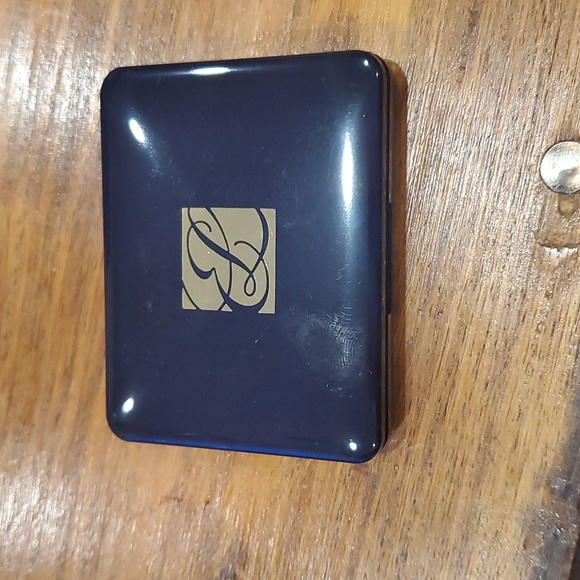 New Estee Lauder eyeshadow pallet - Picture 2 of 4